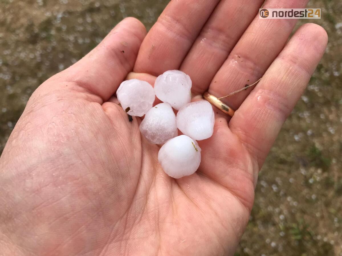 Vento forte, grandine e temporali sparsi a Nordest. Giù le temperature - 