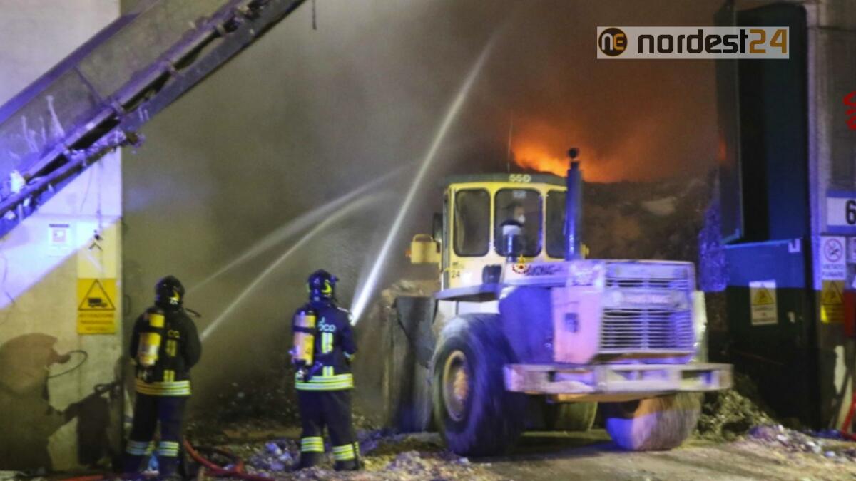 Incendio a Montebello Vicentino, ora c'è l'ordinanza: "tenere tutto chiuso" - 