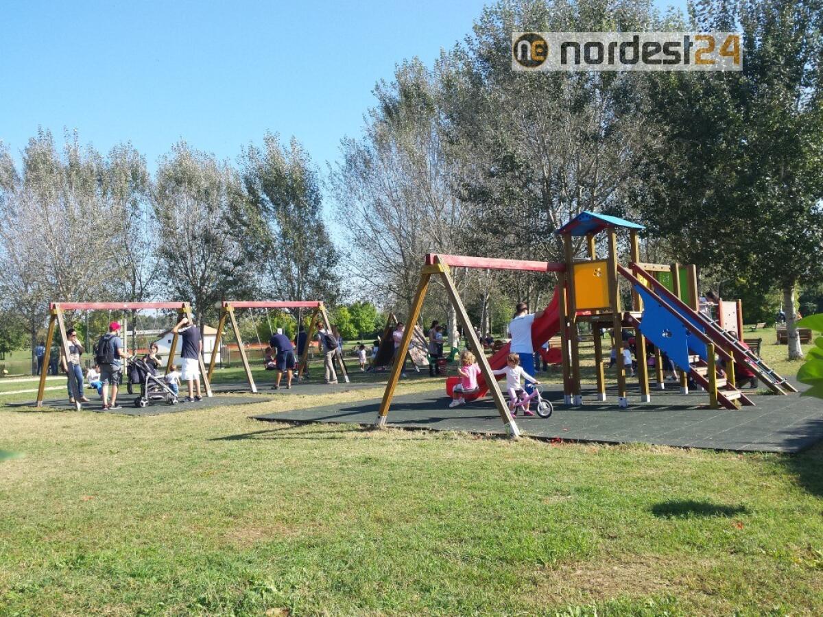 Coronavirus, ministro Bonetti: "Riapriamo a turno parchi per i bimbi" - 