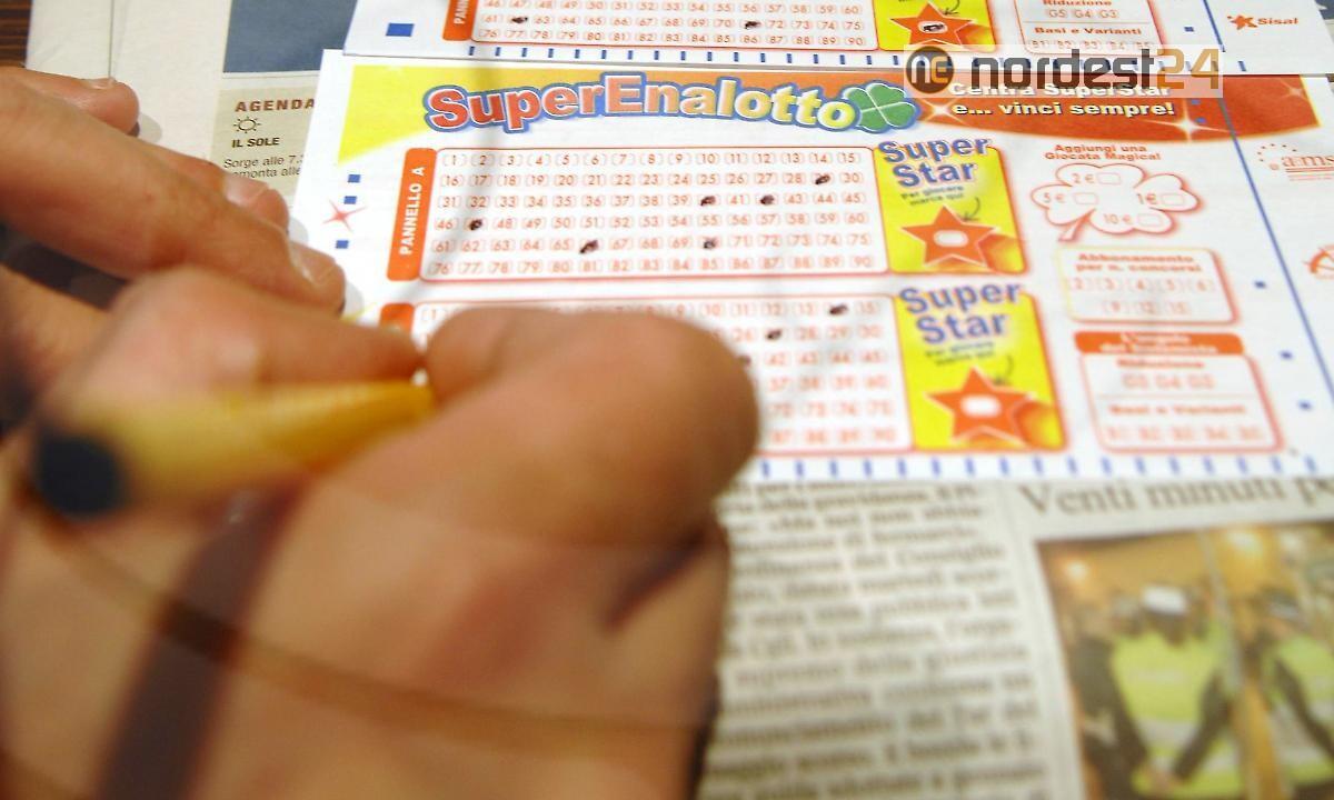 Coronavirus, dal 4 maggio riprendono subito Lotto e Superenalotto - 