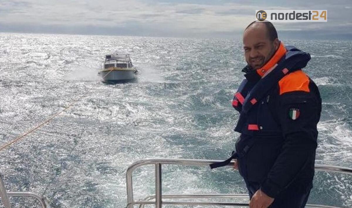 Maltempo a Trieste, pescatore soccorso al largo di Miramare - 