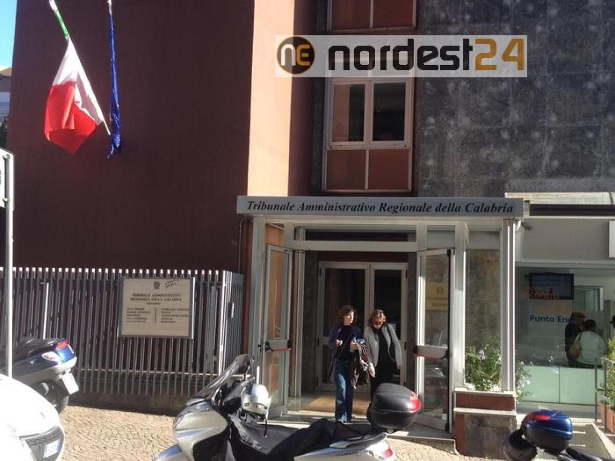 Accolto ricorso Governo contro ordinanza - 