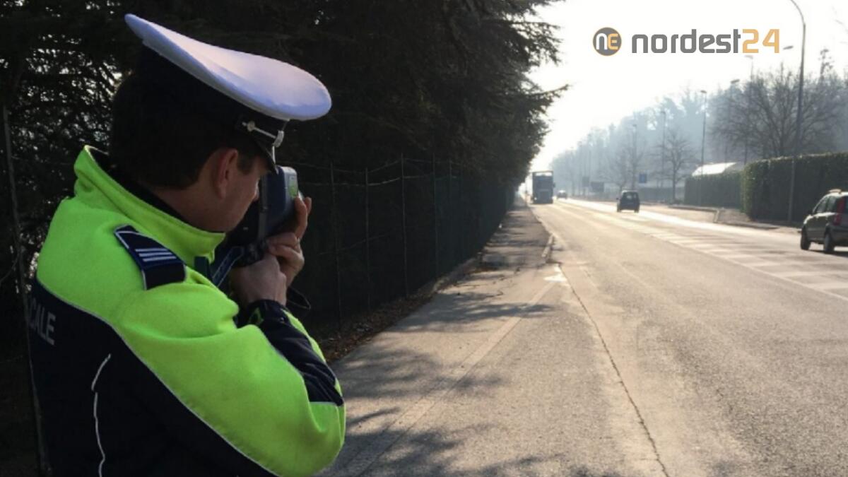 Trieste. Alla guida di un Ducati a 160 km/h con limite di 50 - 