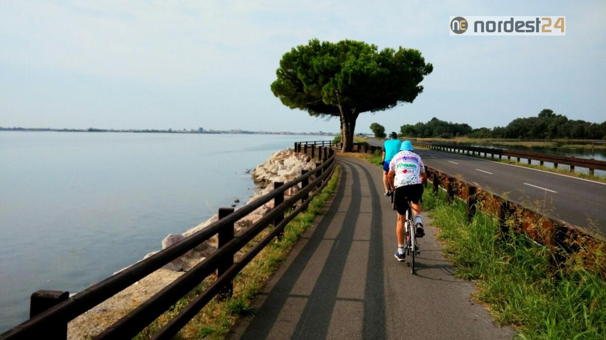 Nuovo collegamento, in barca da Lignano a Grado/Marano per turisti e cicloturisti - 
