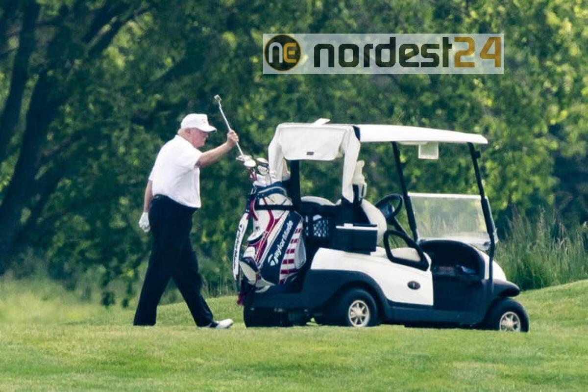 Trump, giocato a golf per 'esercizio' - 