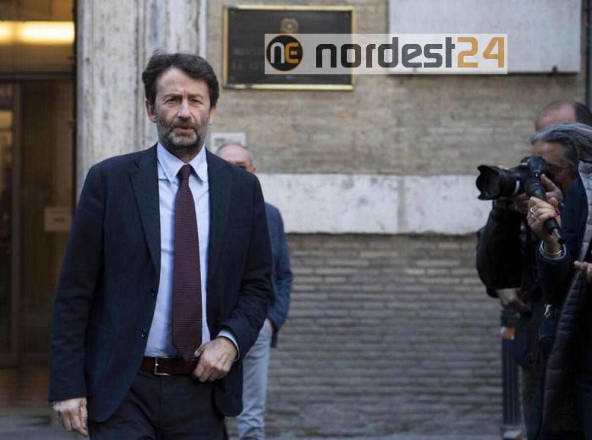 Franceschini, lunedì incontro per riapertura cinema - 