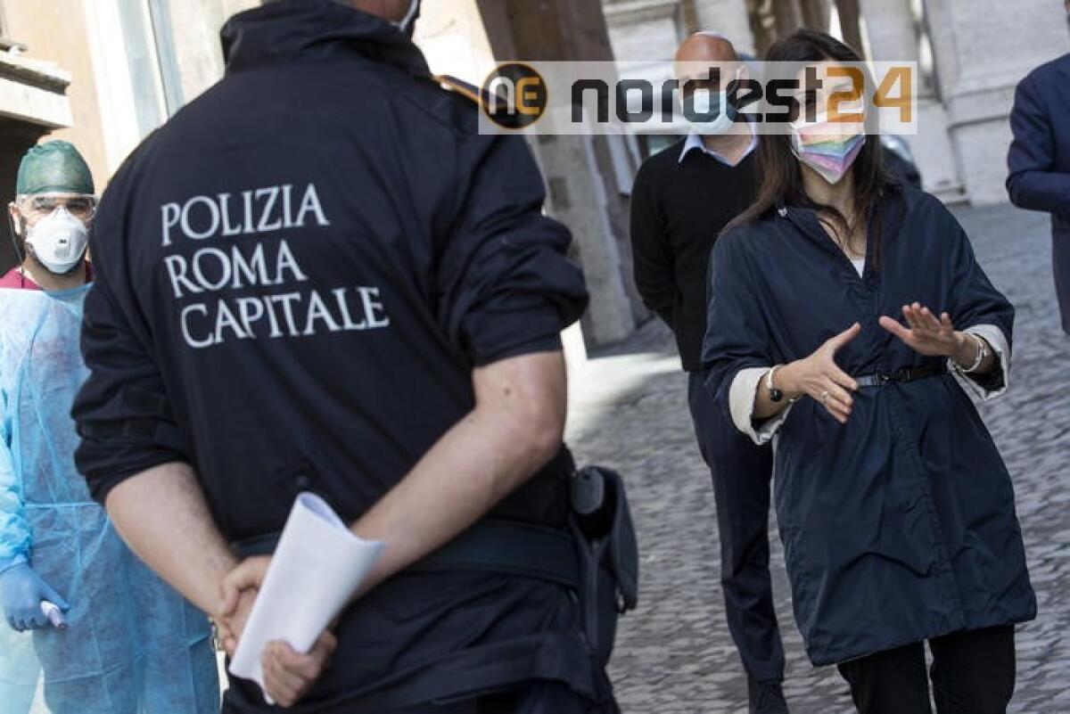 L'ok a tavolini in 24h, +35% spazi fuori - 