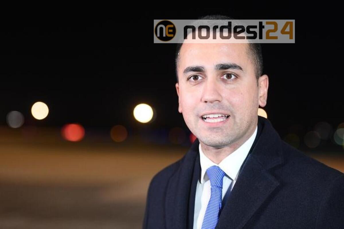 Silvia Romano, Di Maio domani a Ciampino - 