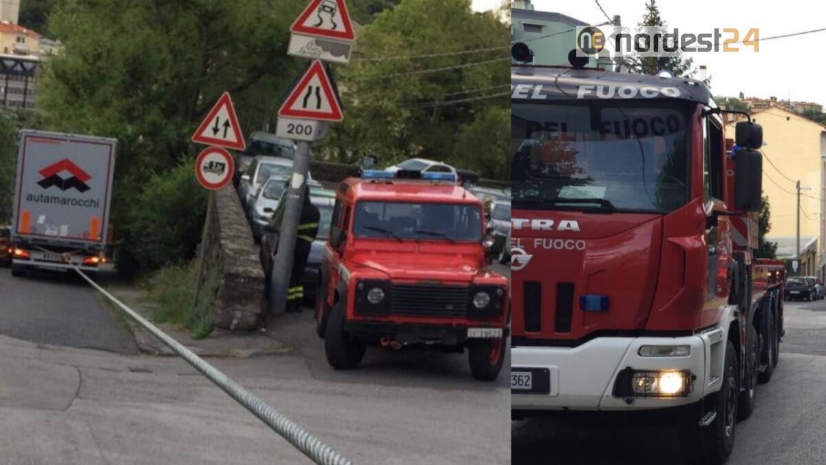 Imbocca la via sbagliata e rimane bloccato: liberato dall'autogrù dei pompieri - 