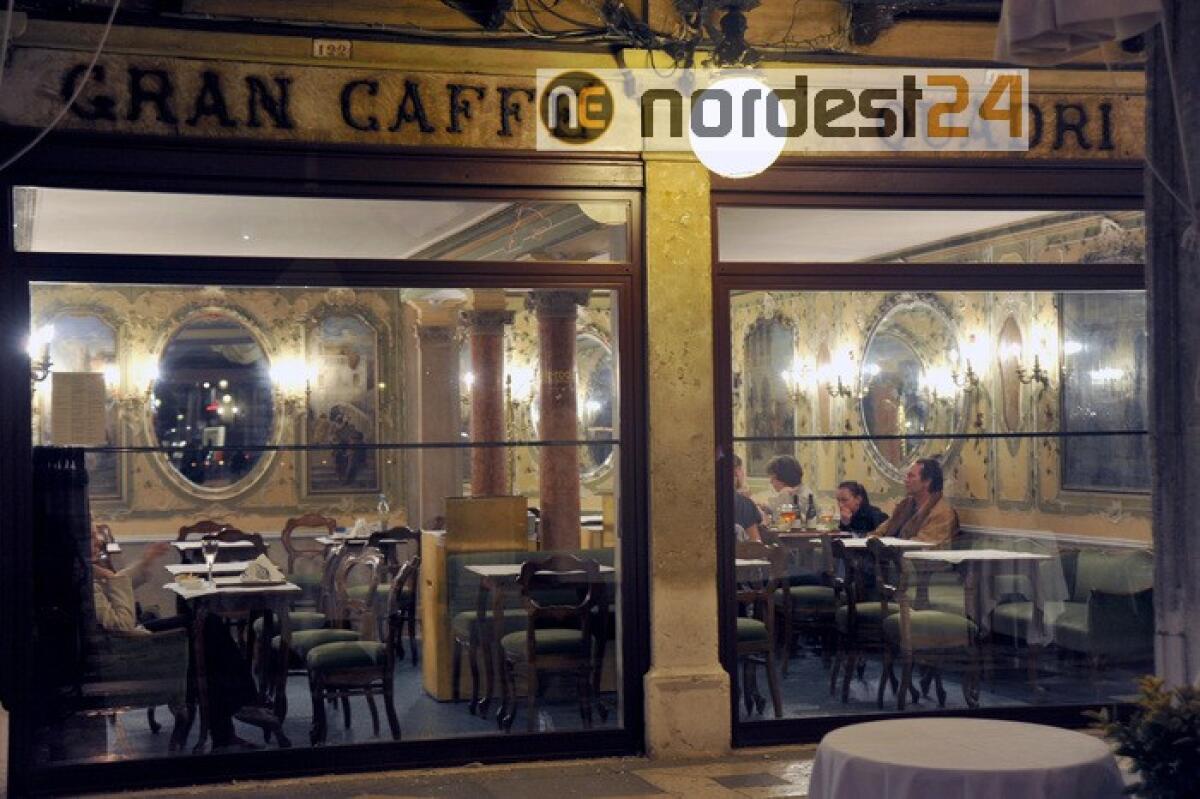 Fase 2: riapre a Venezia Caffè Quadri - 