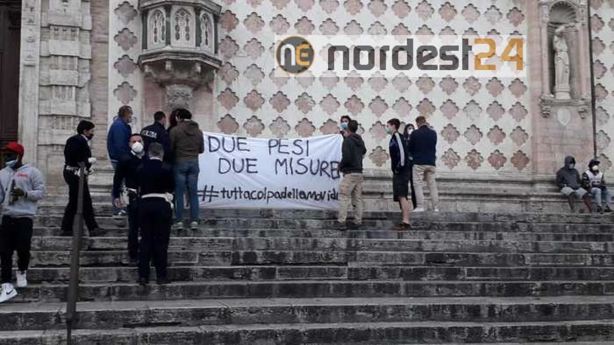 Polemica su folla per Frecce tricolori - 