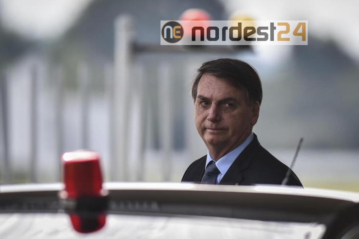 Bolsonaro ironizza,grigliata per tremila - 