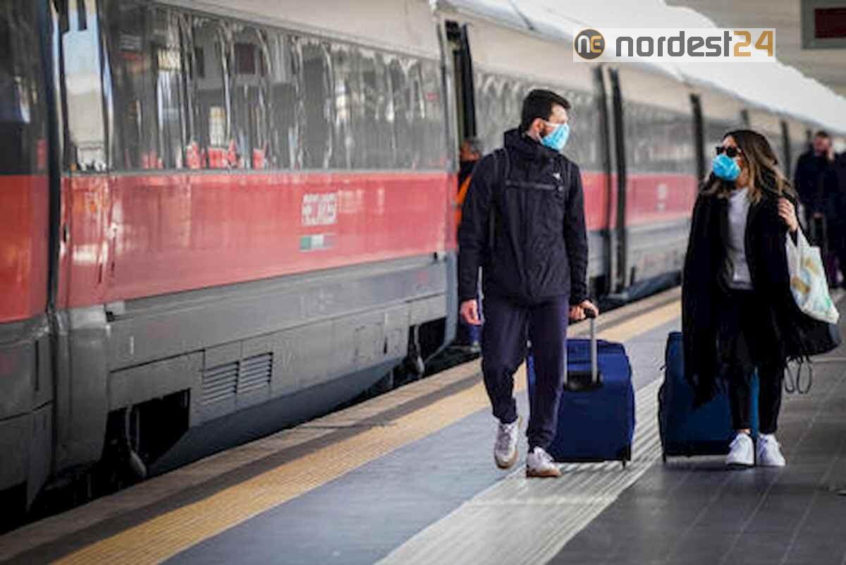 Fase 2, da oggi in Veneto misure per agevolare chi viaggia in treno - 