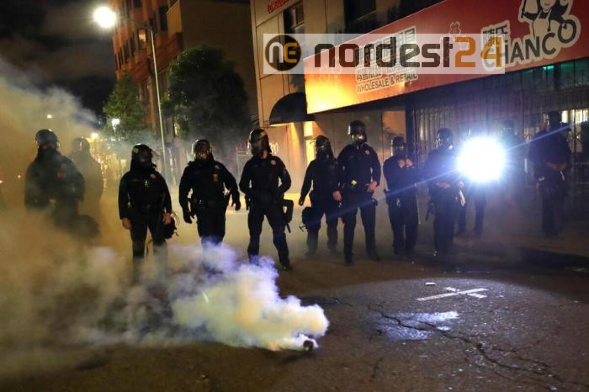 Proteste in Usa, agente ucciso a Oakland - 