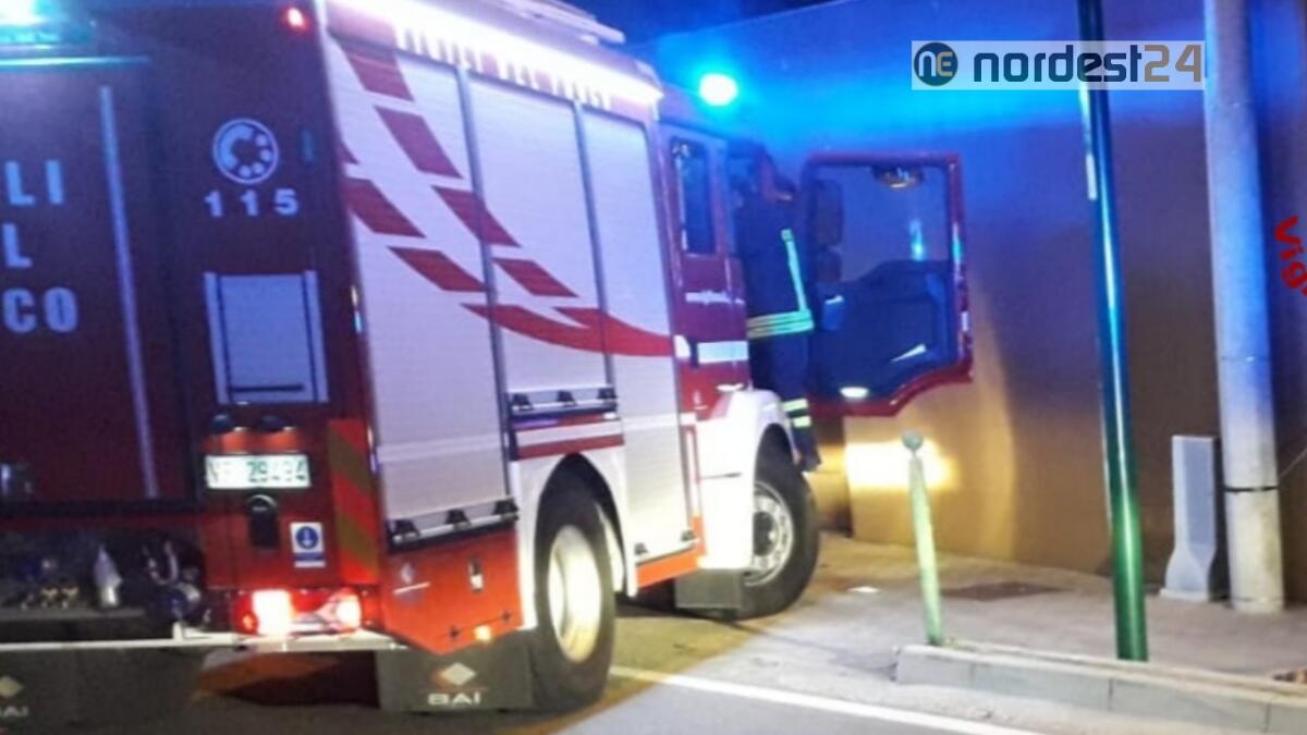 Mestre. Si schianta con la moto contro un palo: deceduto - 