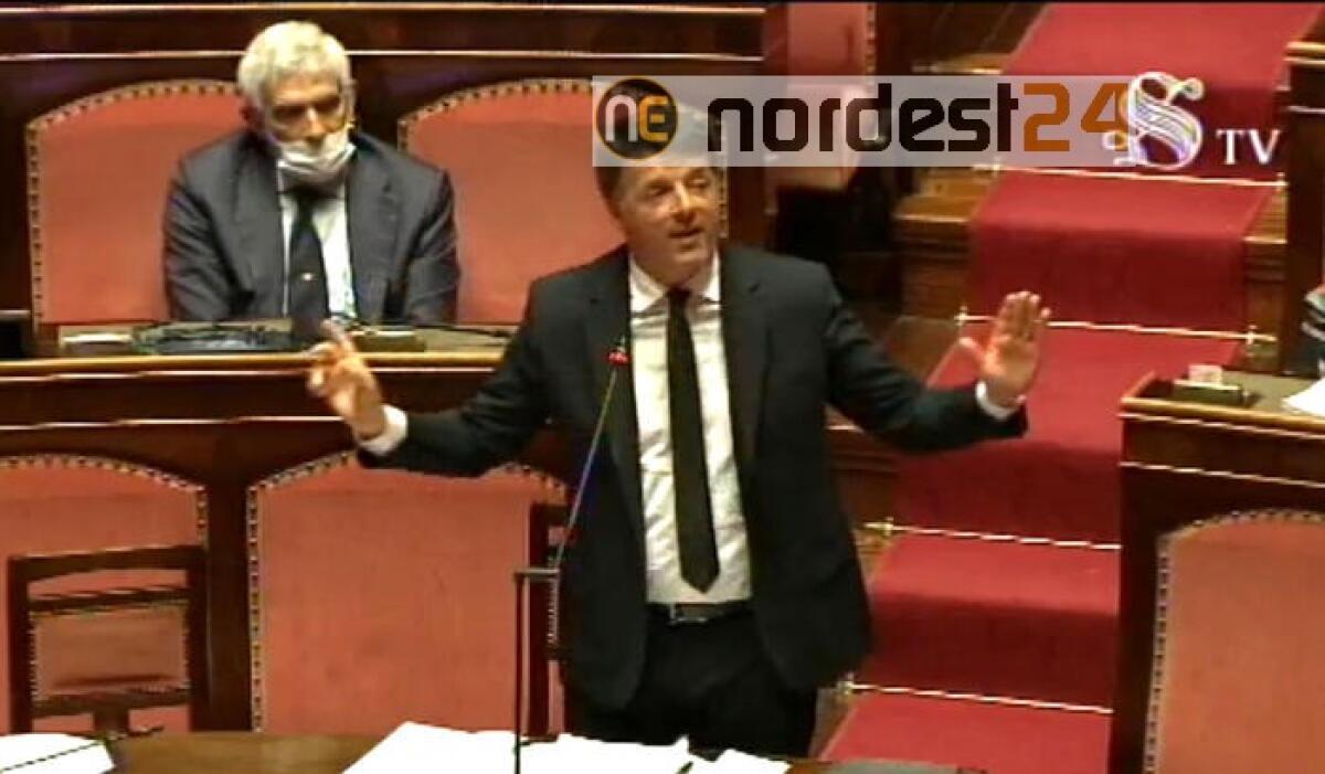 Renzi, basta snobismi, calcio riparta - 