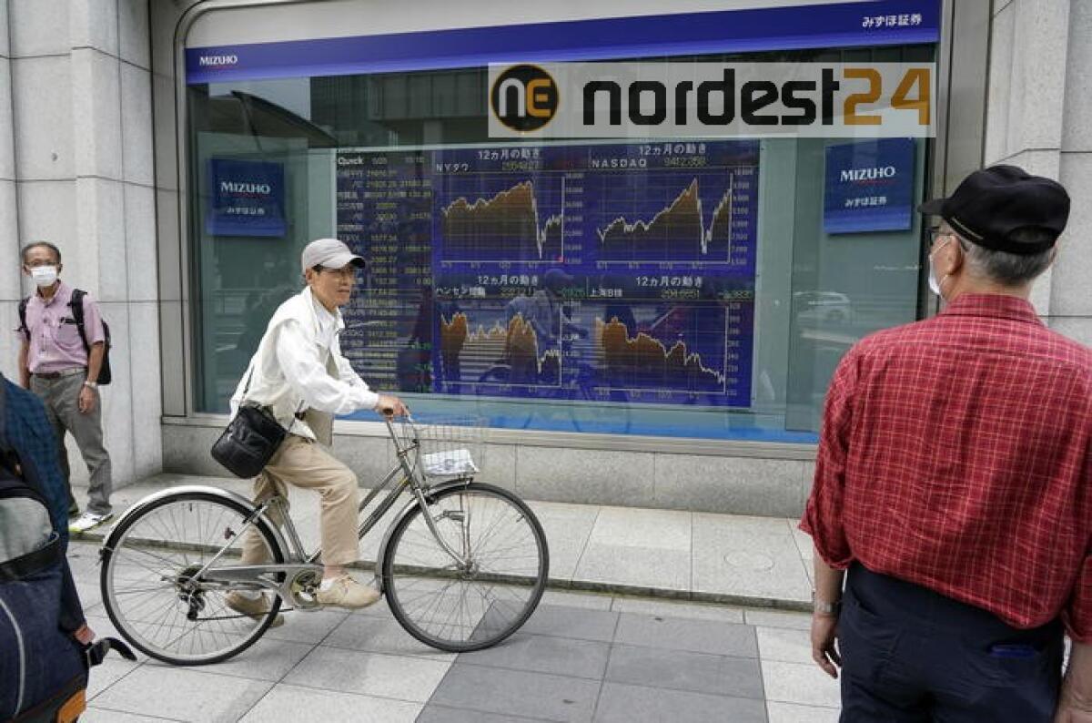 La Borsa di Tokyo apre in calo (-0,56%) - 