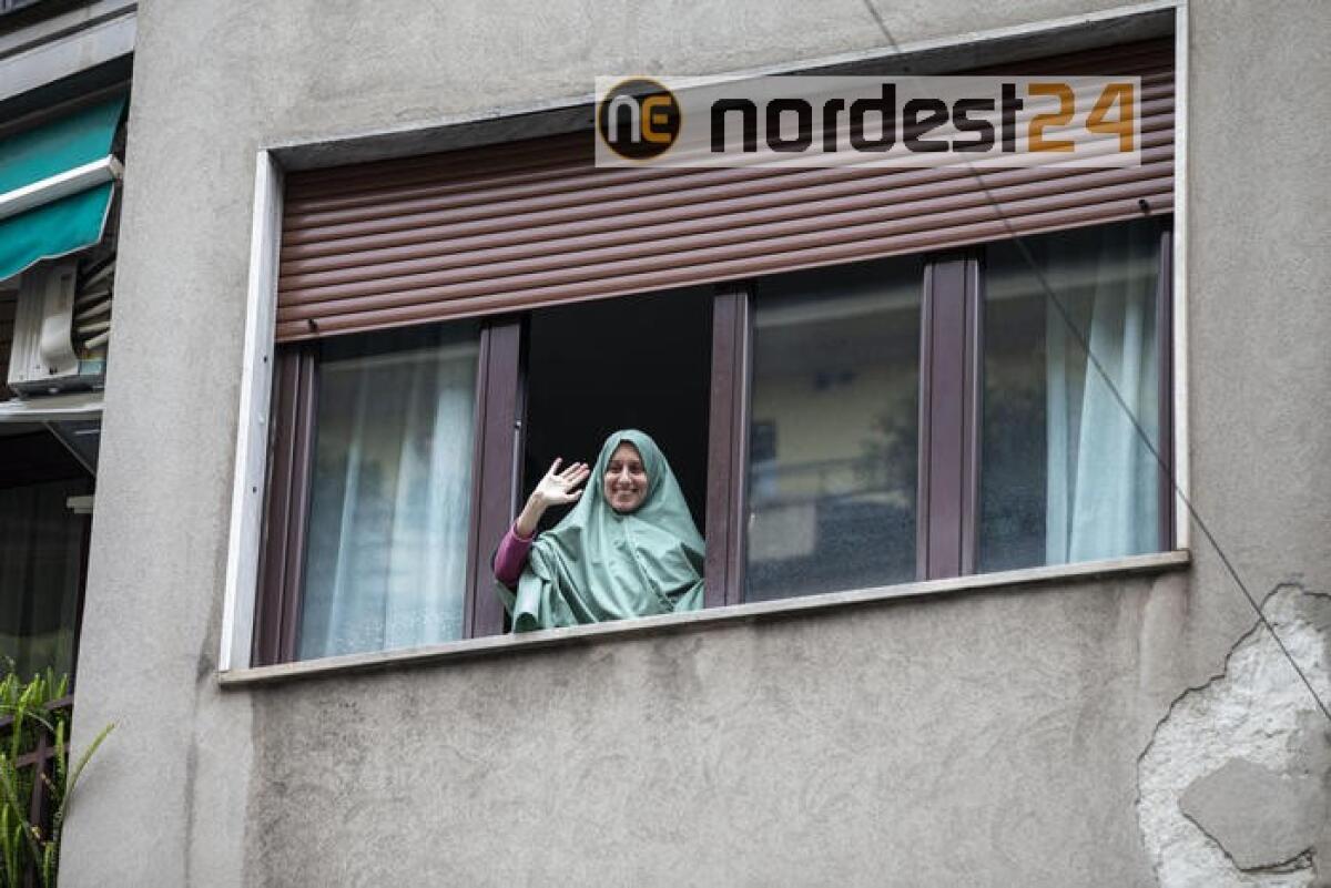 Storace, che senso ha insultare Romano? - 