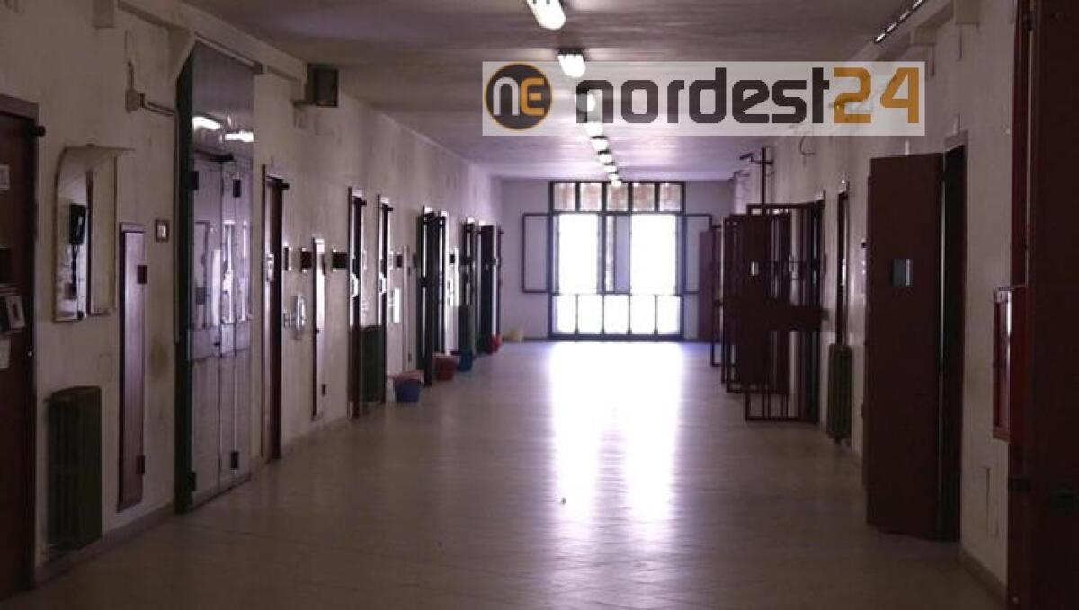 Detenuto torturato, 3 agenti nei guai - 