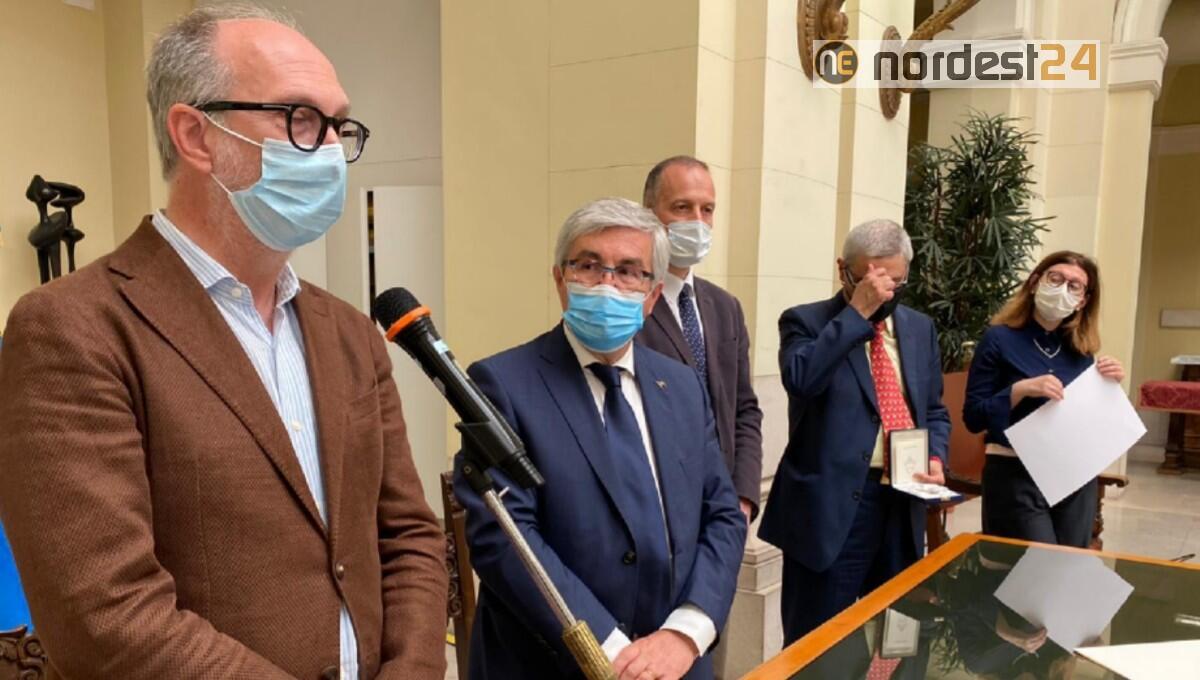 Udine. Consegnato il Sigillo della Città all'Ospedale - 