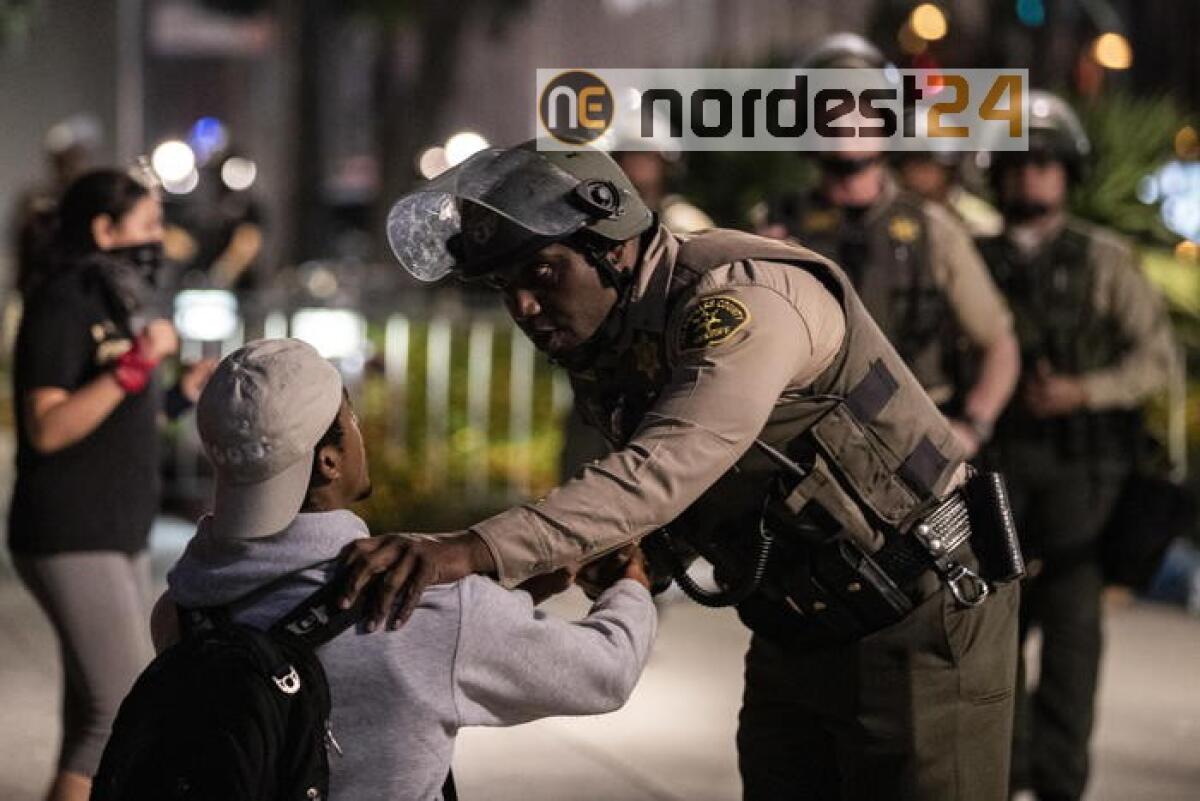 Minneapolis: oltre 10 mila arresti - 