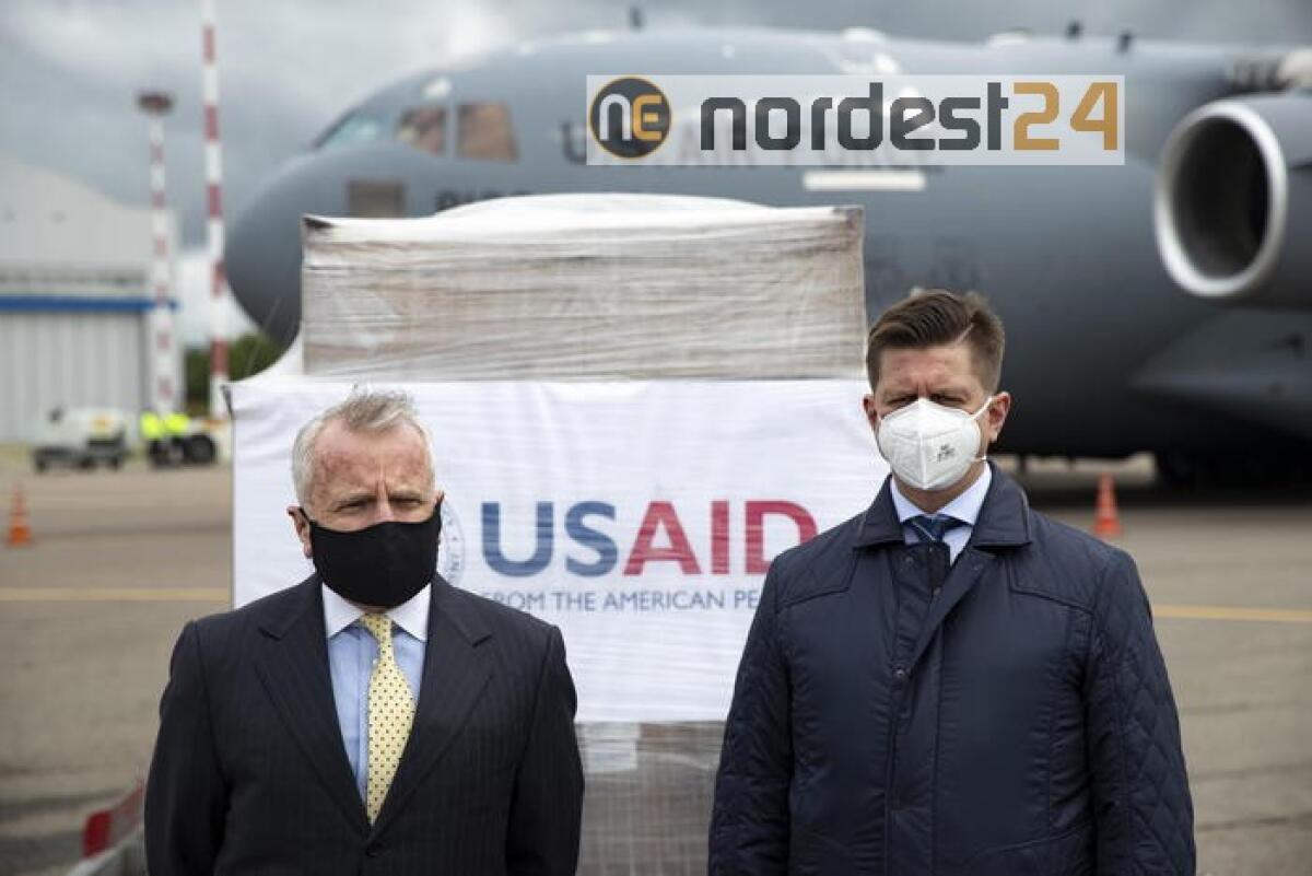 Atterrato a Mosca aereo Usa con aiuti - 