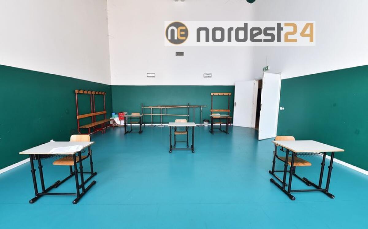 Veneto, scuole 'professionali' in aula - 