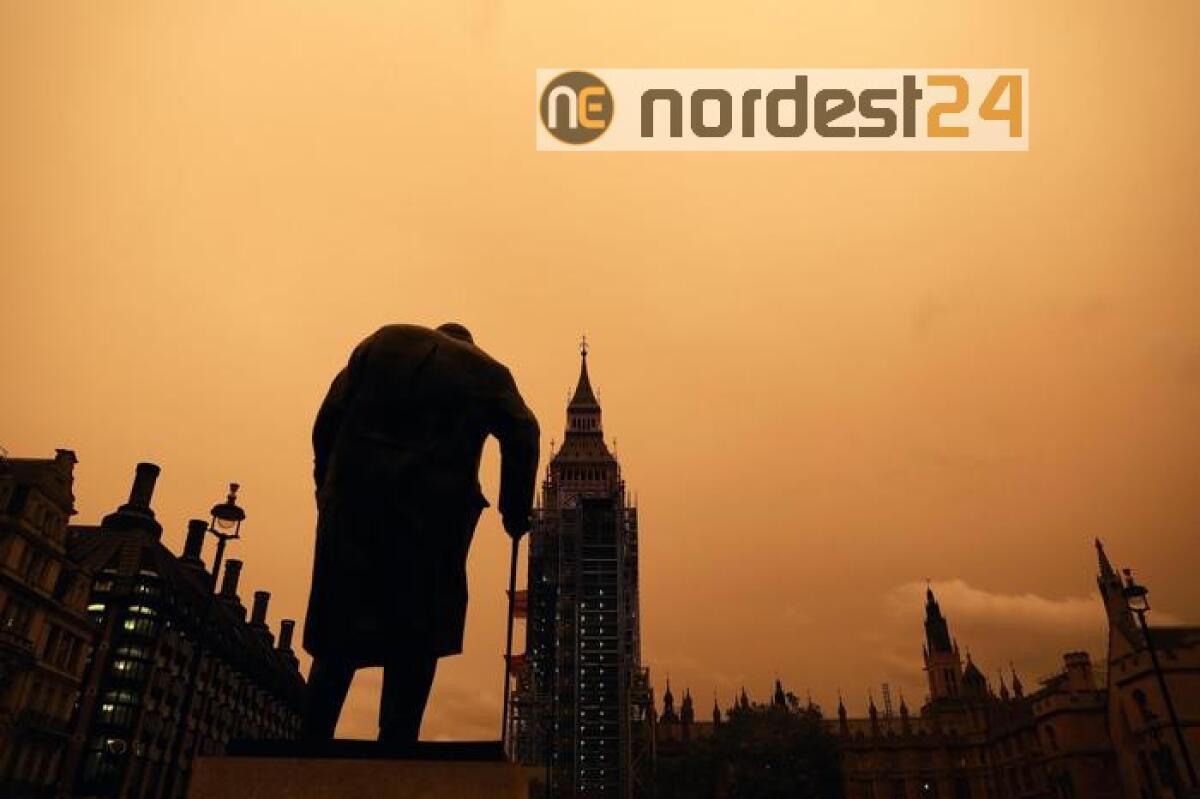 Floyd: imbrattato memoriale Churchill - 