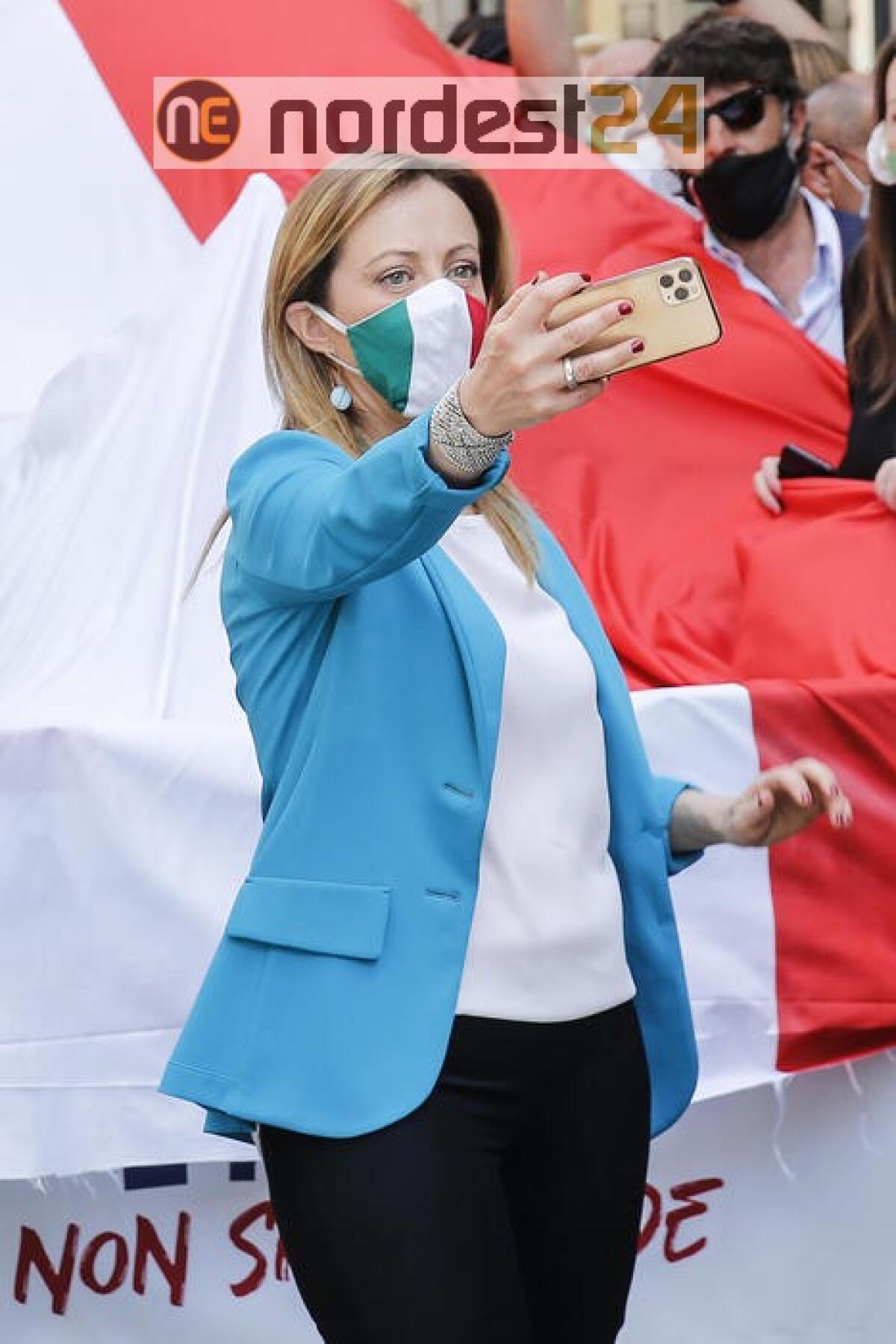 Meloni, Stati Generali è Parlamento - 