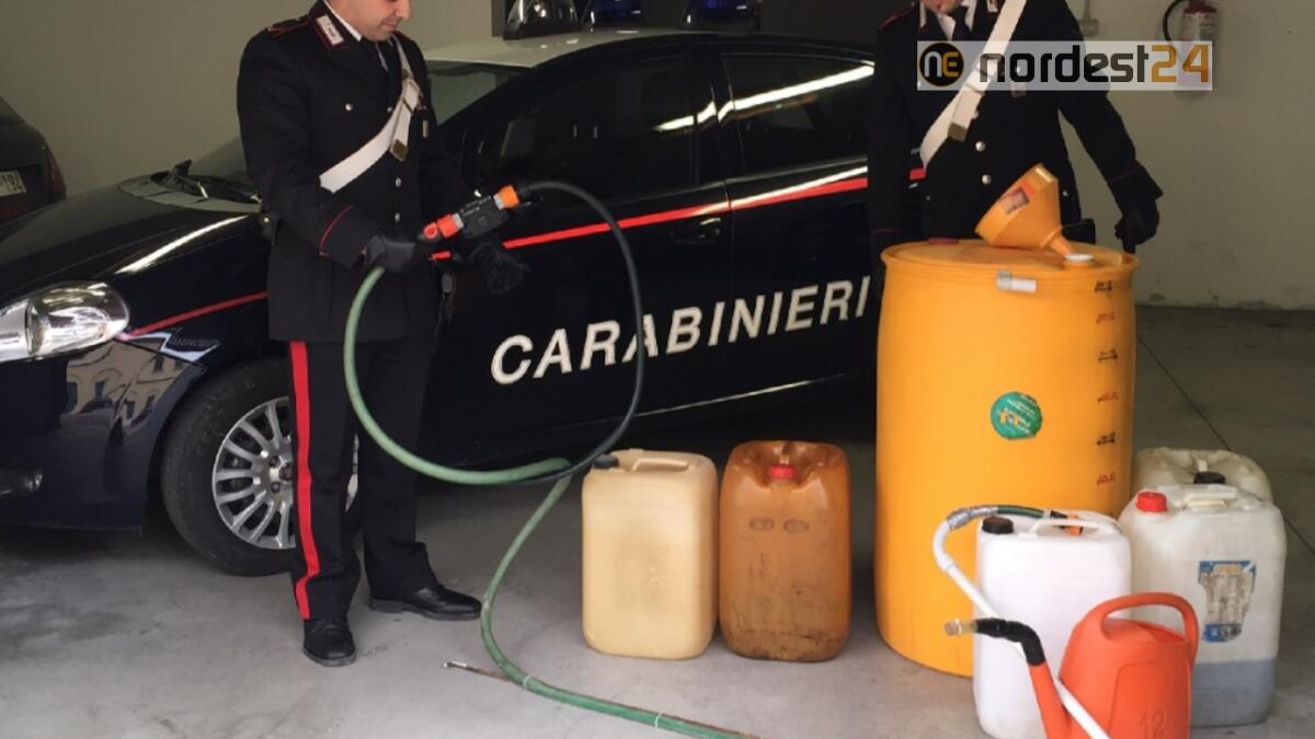 Rubavano gasolio nella cava: denunciati padre e figlio minore - 