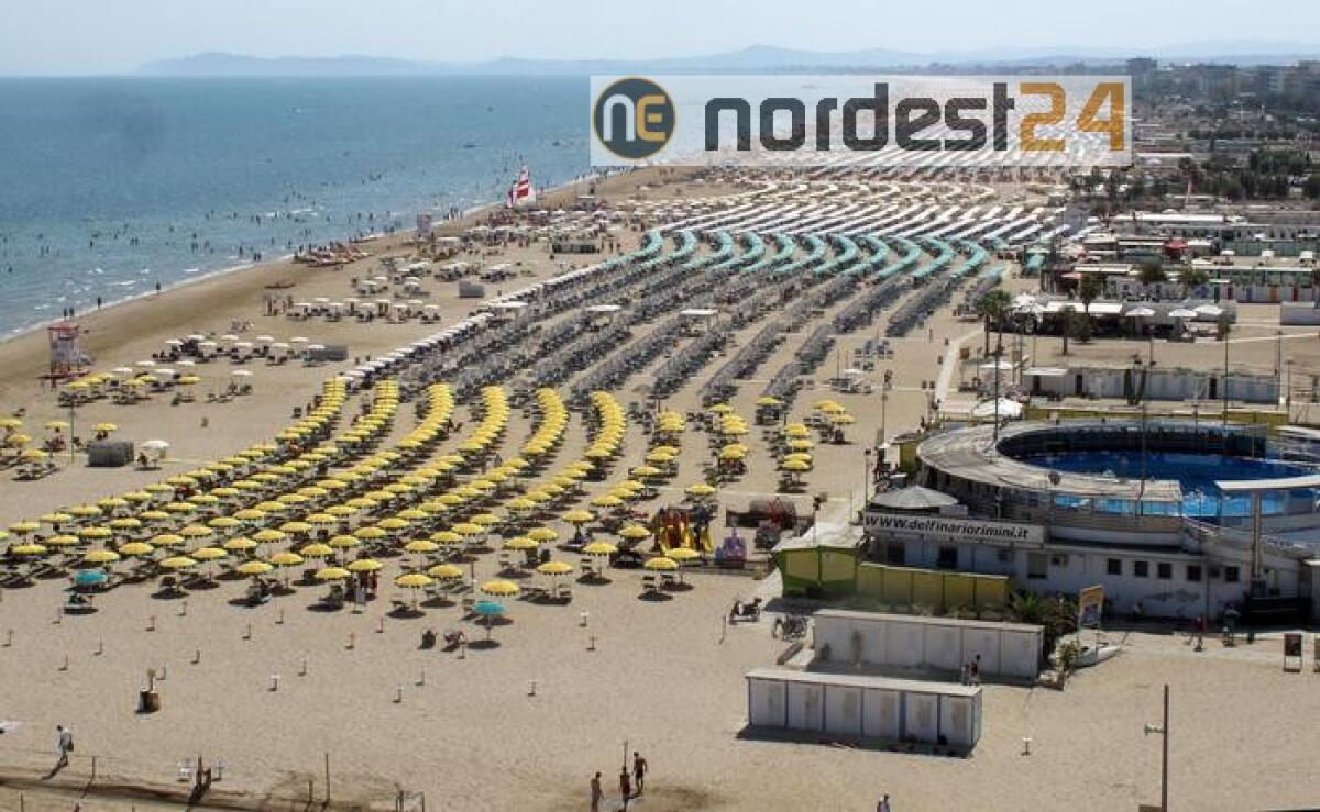 Covid spegne annunci in spiaggia Rimini - 