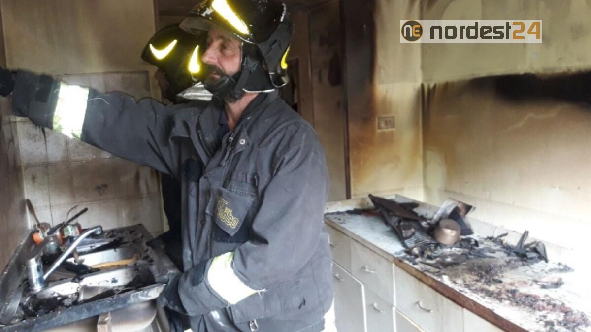 Incendio in abitazione a Cercivento: intossicata un'anziana - 