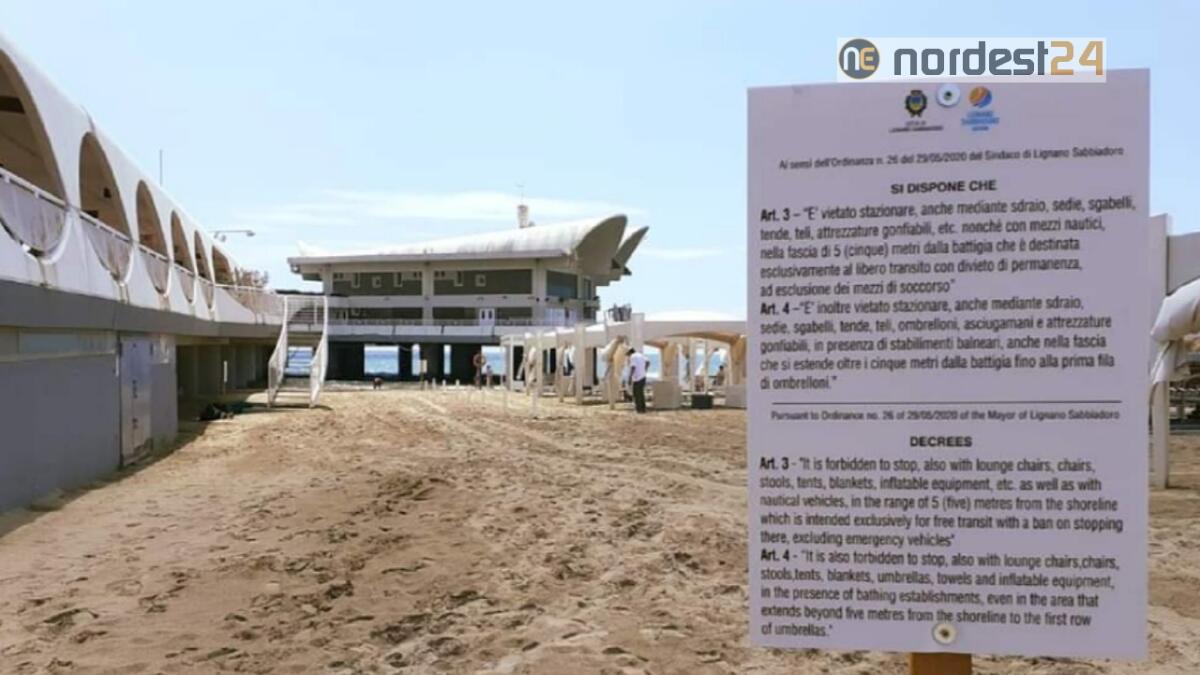 Lignano. Sull'arenile non ci si può stendere o sostare, "lo prevede l'Ordinanza" - 
