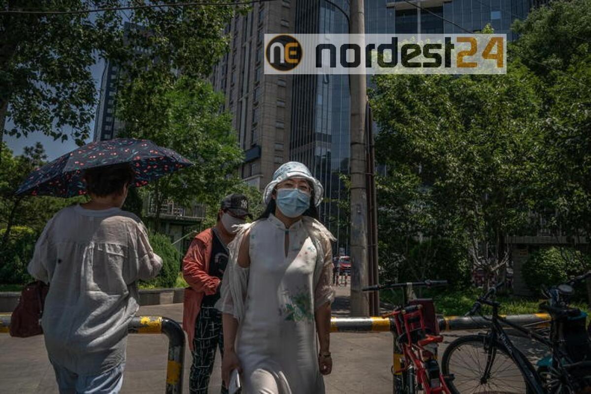 Virus, quartieri di Pechino in lockdown (2) - 