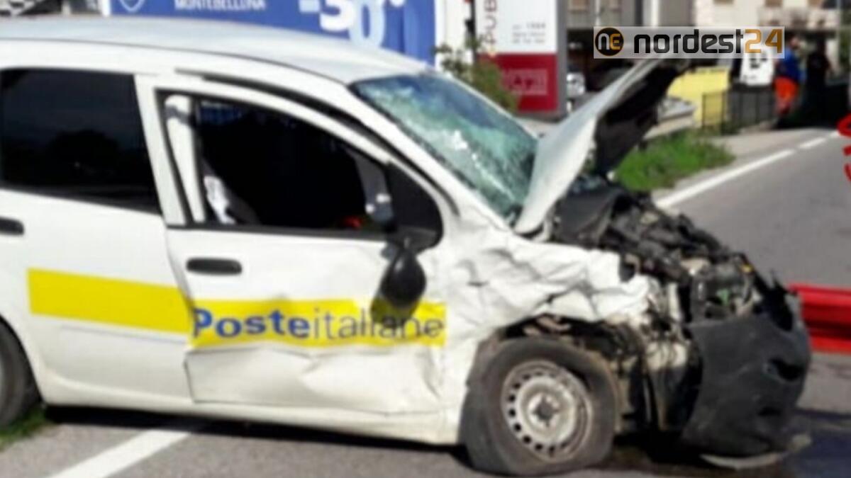 Scontro tra 2 auto: 50enne elitrasportato all'ospedale, è grave - 