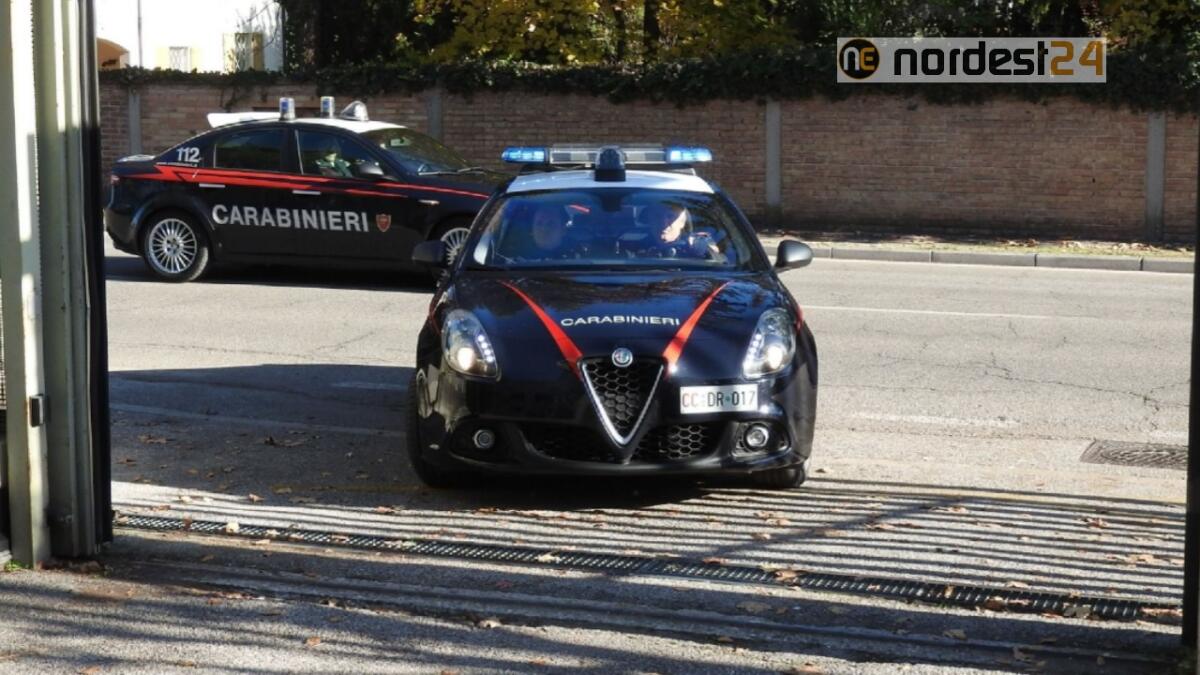 Pertegada. Derubati dei beni per 75mila euro mentre pranzano nel locale - 