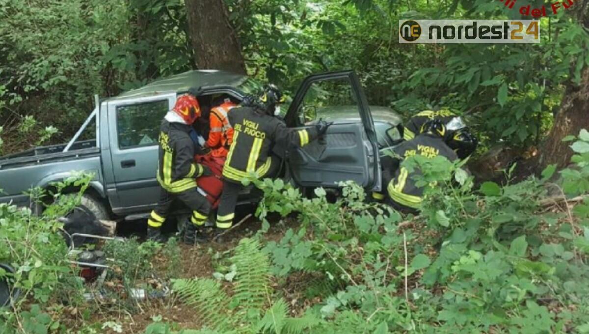 Incidente a Fanna:  pick-up nella scarpata per 10 metri - 