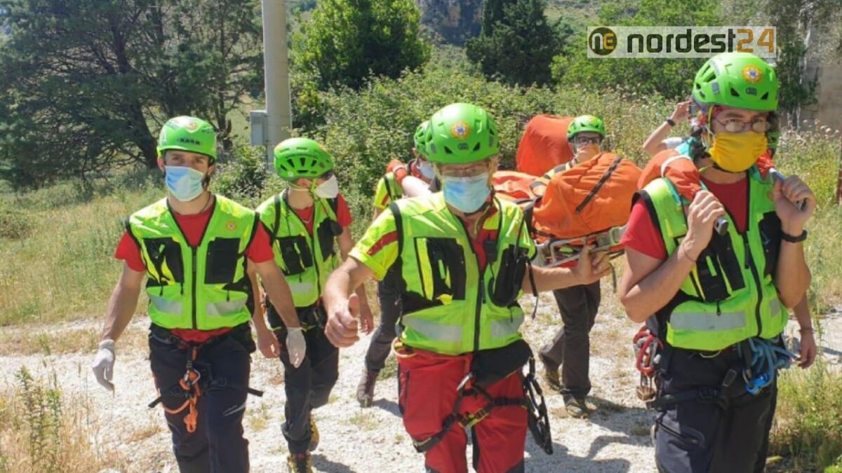 Auronzo. Ciclista di Spinea cade e si ferisce: elitrasportato all'ospedale - 