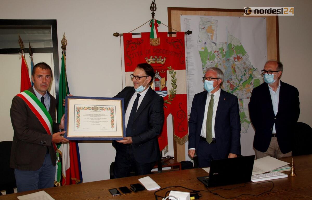 Consegna Sigillo della città all'Ospedale civile di Pordenone - 