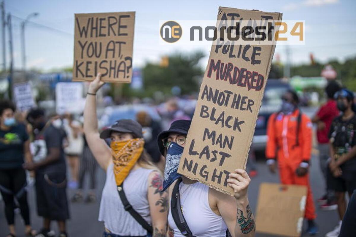 Atlanta: incendio a Wendy's, 30 arresti - 