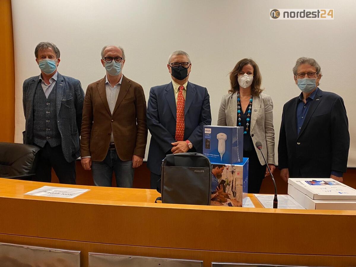 Il Rotary dona 2 ecografi polmonari all'Ospedale di Udine - 
