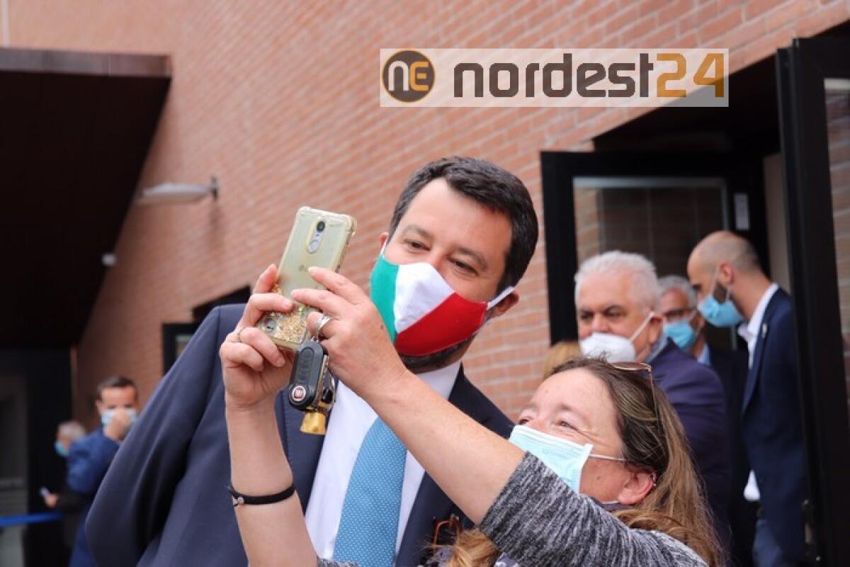 Salvini, app Immuni? Non scarico nulla - 