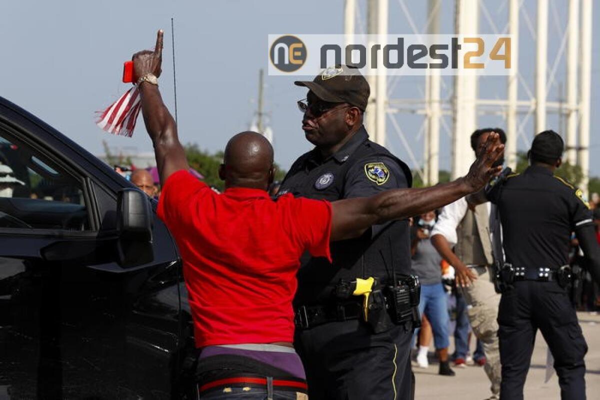 Floyd:rilasciato uno dei 4 ex poliziotti - 