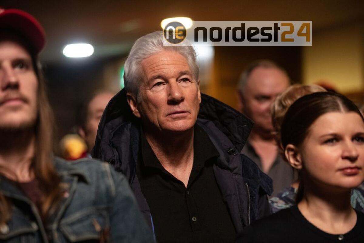 Richard Gere torna in tv dopo 30 anni con MotherFatherSon - 