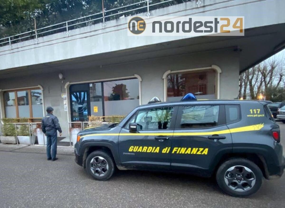 Gdf, sequestri per un mld a evasori - 