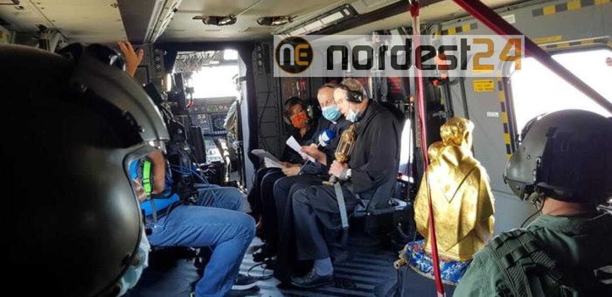 Casellati a Padova, in elicottero con reliquia S.Antonio - 