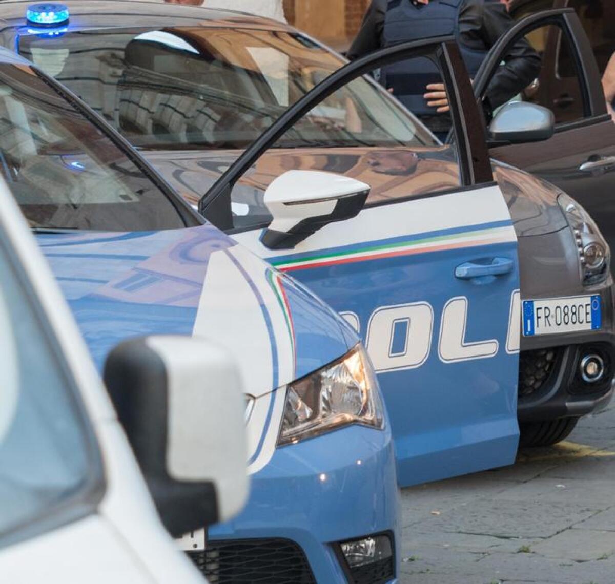 Morto operaio intrappolato macchinario - 
