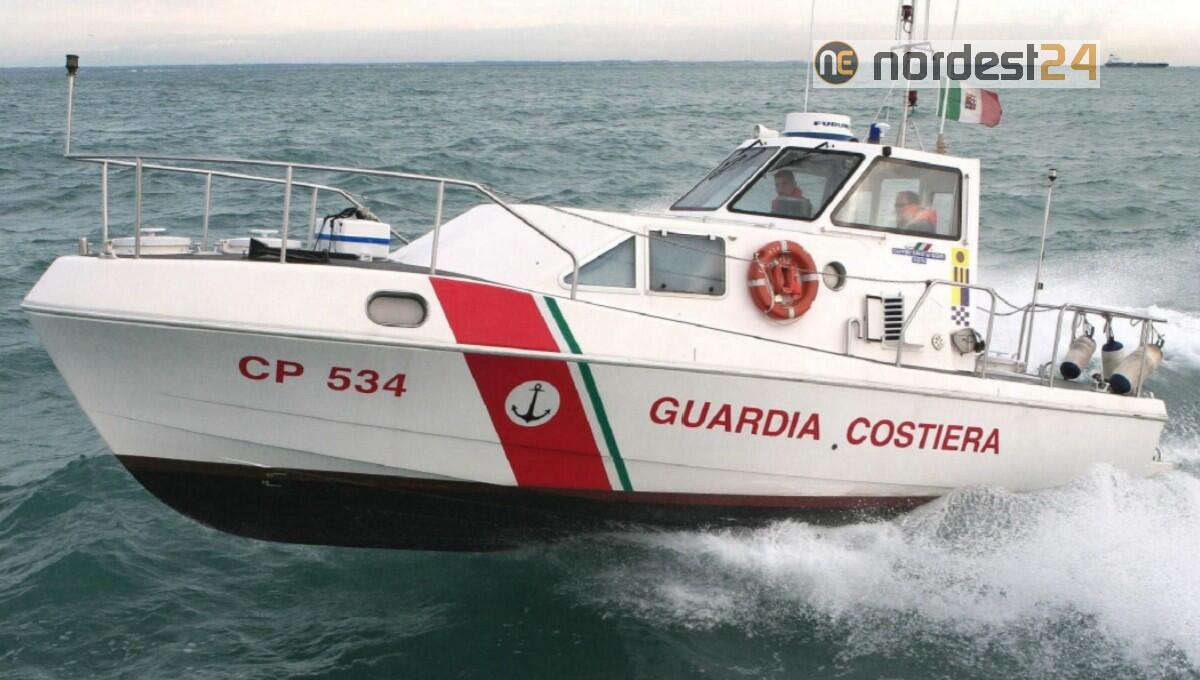 Jesolo. Militare della Guardia Costiera fuori servizio salva bagnante in difficoltà - 