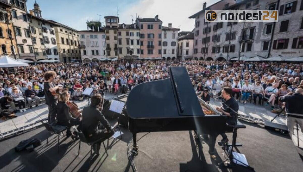 A Udine tornano il concerto del risveglio e la notte bianca - 