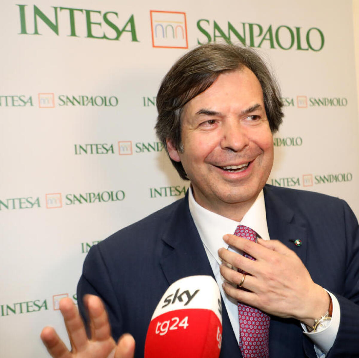 Intesa chiude opas su Ubi con il pieno, adesioni 90,21% - 
